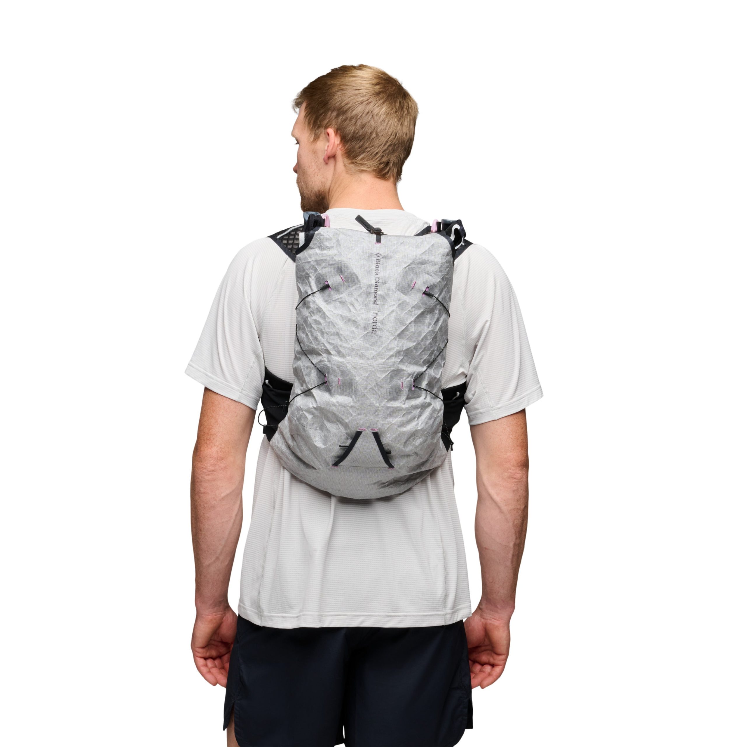 BD X norda Distance 15 Backpack - Image 2